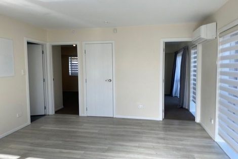 Photo of property in 12 Fielding Crescent, Farm Cove, Auckland, 2012