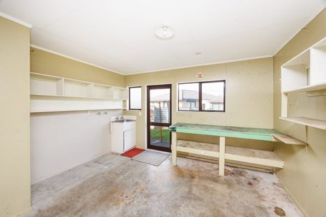 Photo of property in 12 South Street, Feilding, 4702