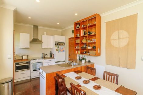 Photo of property in 30 Durham Crescent, Fairfield, Lower Hutt, 5011