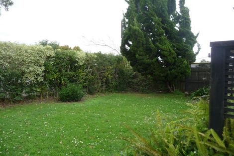 Photo of property in 1615 Great North Road, Waterview, Auckland, 1026