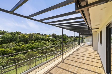Photo of property in 205 Heta Road, Merrilands, New Plymouth, 4312