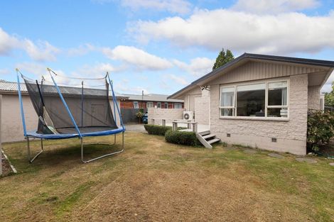 Photo of property in 16 Dunstan Crescent, Hornby, Christchurch, 8042