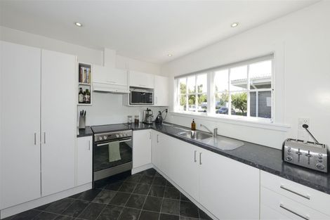 Photo of property in 10 Scott Street, Sydenham, Christchurch, 8023