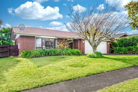 Photo of property in 57 Dalwhinnie Parade, Highland Park, Auckland, 2010