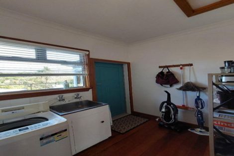 Photo of property in 6 Mission Street, Moturoa, New Plymouth, 4310
