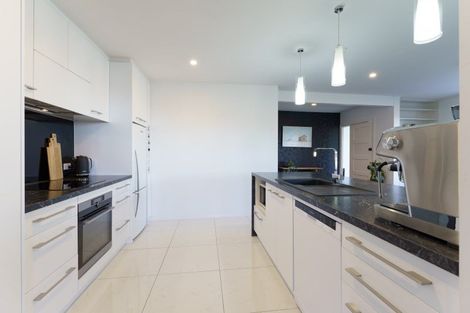 Photo of property in 73a Bowenvale Avenue, Cashmere, Christchurch, 8022