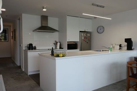 Photo of property in Montreaux Apartments, 9g/164 The Terrace, Wellington Central, Wellington, 6011