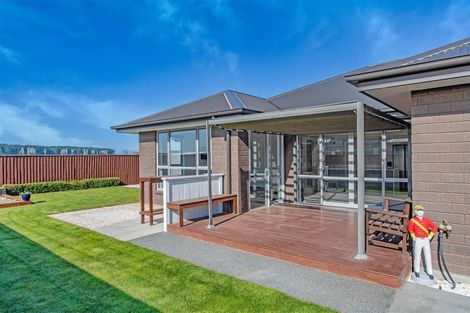 Photo of property in 30 Sutherland Drive, Kaiapoi, 7630