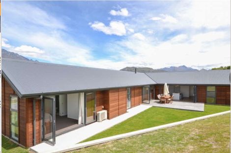 Photo of property in 6 Trench Hill Road, Frankton, Queenstown, 9371