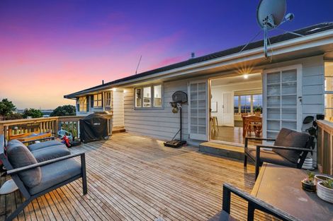 Photo of property in 142 Ti Rakau Drive, Pakuranga, Auckland, 2010