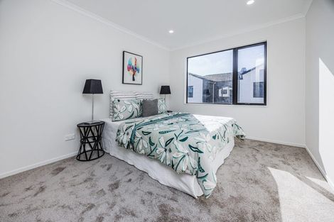 Photo of property in 38b Seymour Road, Sunnyvale, Auckland, 0612