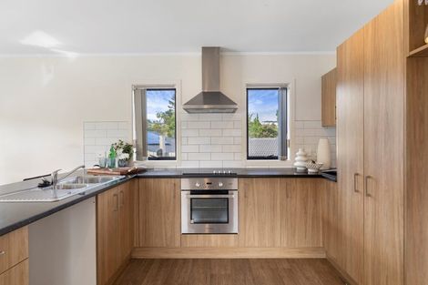 Photo of property in 21a Nirmal Place, Sunnyvale, Auckland, 0612