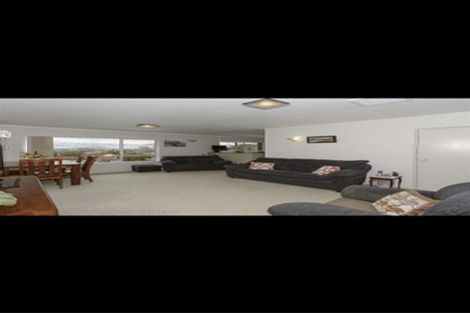 Photo of property in 1/20 Merchant Avenue, Te Atatu South, Auckland, 0610