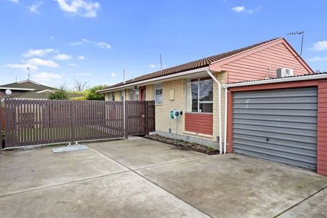 Photo of property in 34b Prestons Road, Redwood, Christchurch, 8051