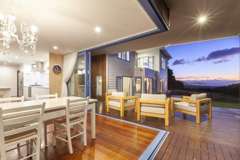 Photo of property in 105 Waterfall Road, Paraparaumu, 5032