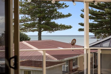 Photo of property in 56b Marine Parade, Mount Maunganui, 3116