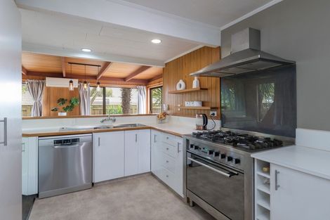 Photo of property in 62 Lord Rutherford Road North, Brightwater, 7022