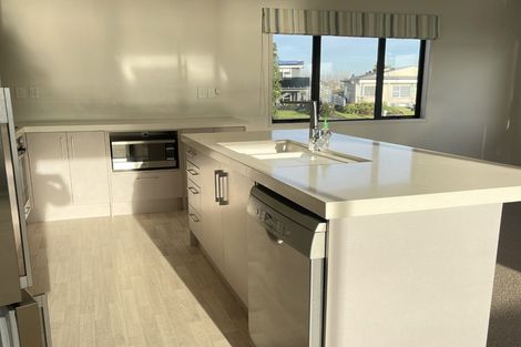 Photo of property in 163a Torkar Road, Clarks Beach, 2122