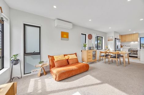 Photo of property in 13d Morton Avenue, Forrest Hill, Auckland, 0620