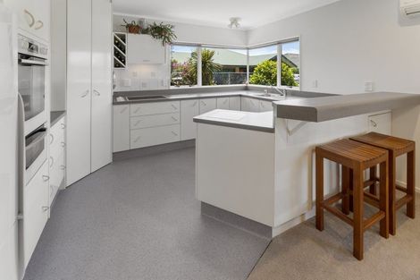 Photo of property in 21 Coleridge Place, Stoke, Nelson, 7011