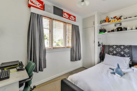 Photo of property in 45 Balmain Road, Birkenhead, Auckland, 0626