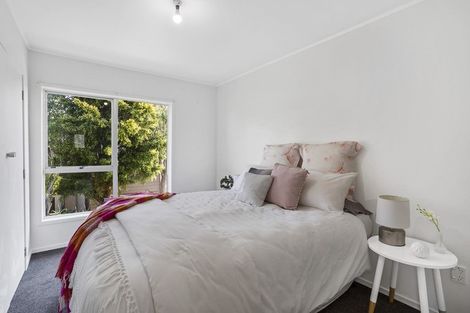 Photo of property in 43 Agincourt Street, Glenfield, Auckland, 0629