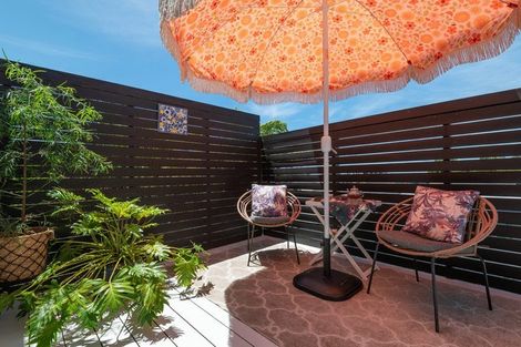 Photo of property in Wilk Heights, 2/8 Wilk Lane, Browns Bay, Auckland, 0630