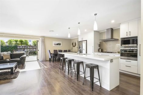 Photo of property in 37 Te Huia Drive, Flagstaff, Hamilton, 3210