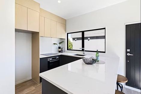 Photo of property in 10b Edgar Pearce Place, Howick, Auckland, 2014