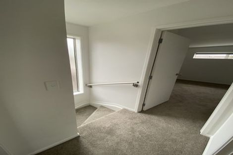 Photo of property in 119b Lynn Road, Bayview, Auckland, 0629