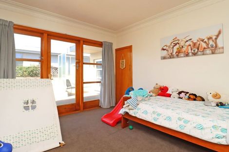 Photo of property in 18 Arthur Street, Holmes Hill, Oamaru, 9401
