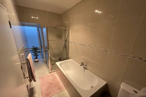 Photo of property in 11 George Street, Riccarton, Christchurch, 8041