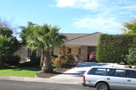 Photo of property in 3 Auden Close, Somerville, Auckland, 2014