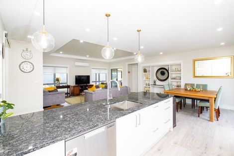 Photo of property in 2 Hurunui Drive, Te Awa, Napier, 4110