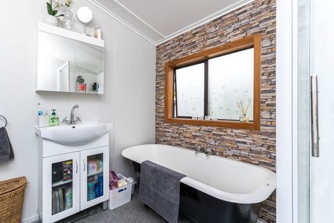 Photo of property in 242 Kimbolton Road, Feilding, 4702