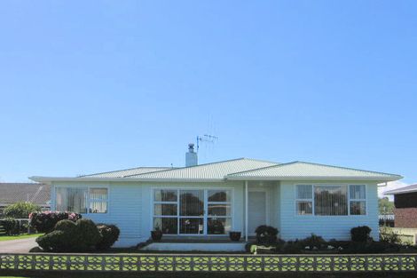 Photo of property in 6 Mark Perreau Place Foxton Horowhenua District