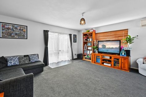 Photo of property in 44 Hooper Avenue, Pukekohe, 2120
