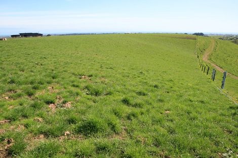 Photo of property in 888a Otaraoa Road, Tikorangi, Waitara, 4383