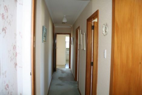 Photo of property in 18 Grant Street, Dannevirke, 4930