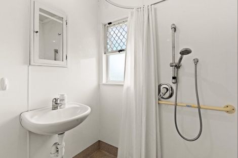 Photo of property in 5 Ashcroft Street, Pirimai, Napier, 4112