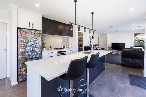 Photo of property in 33 Cynisca Crescent, Wallaceville, Upper Hutt, 5018