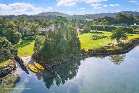 Photo of property in 256b Point Wells Road, Point Wells, 0986