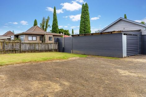 Photo of property in 125 Bruce Mclaren Road, Henderson, Auckland, 0612