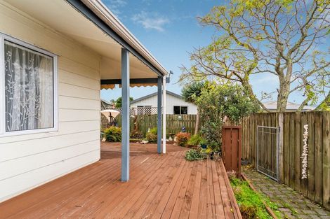 Photo of property in 36 Whitby Avenue, Whitianga, 3510