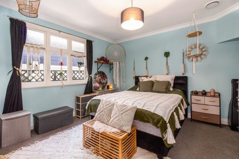 Photo of property in 124 Shakespeare Road, Bluff Hill, Napier, 4110