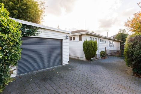 Photo of property in 23 Pahiatua Street, Hokowhitu, Palmerston North, 4410