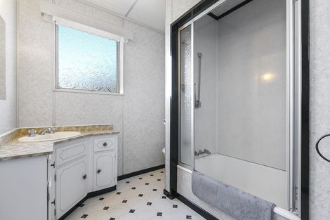 Photo of property in 10 Kaka Road, Saint Leonards, Dunedin, 9022