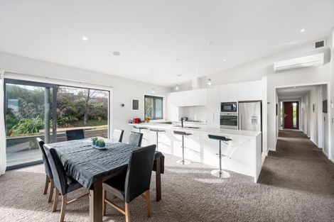 Photo of property in 6 Takahe Lane, Wanaka, 9305