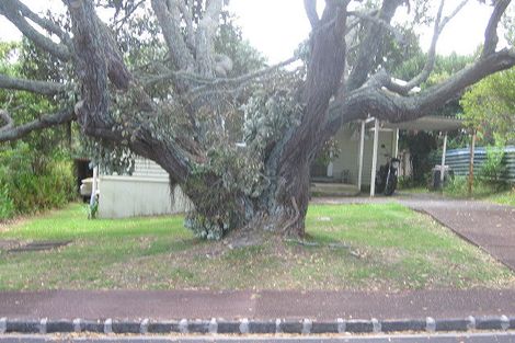 Photo of property in 18 Saint Leonards Road, Devonport, Auckland, 0624