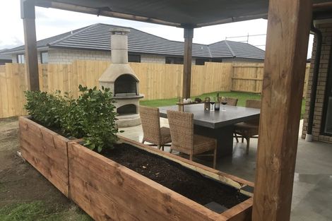 Photo of property in 29 Tahuna Minhinnick Drive, Glenbrook, 2681